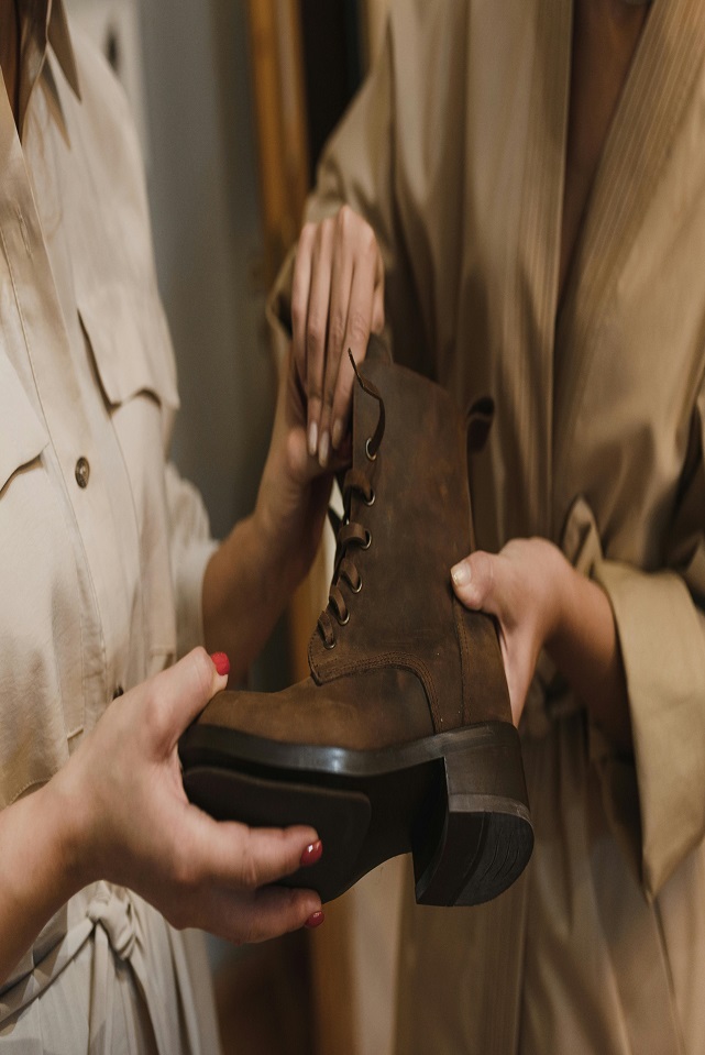 Footwear inspection and finishing evaluation